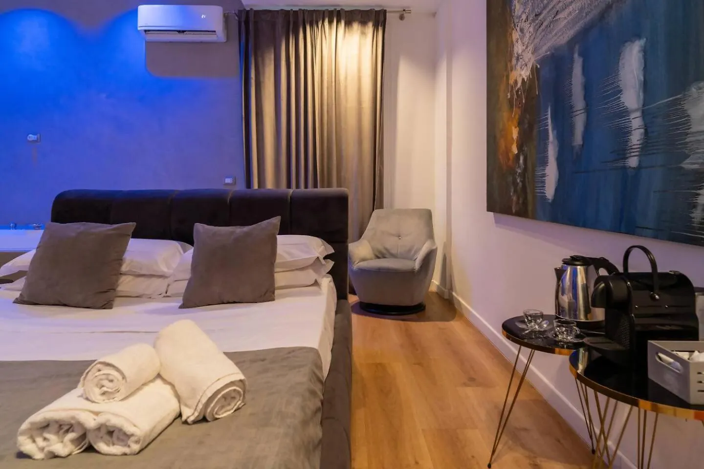 Four Luxury Suite Palermo