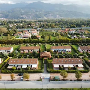 Apuane Aparthotel Cinquale