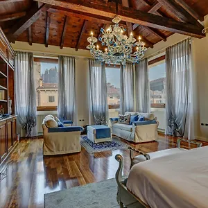 relais-ponte-pietra.hotelinveneto.com/