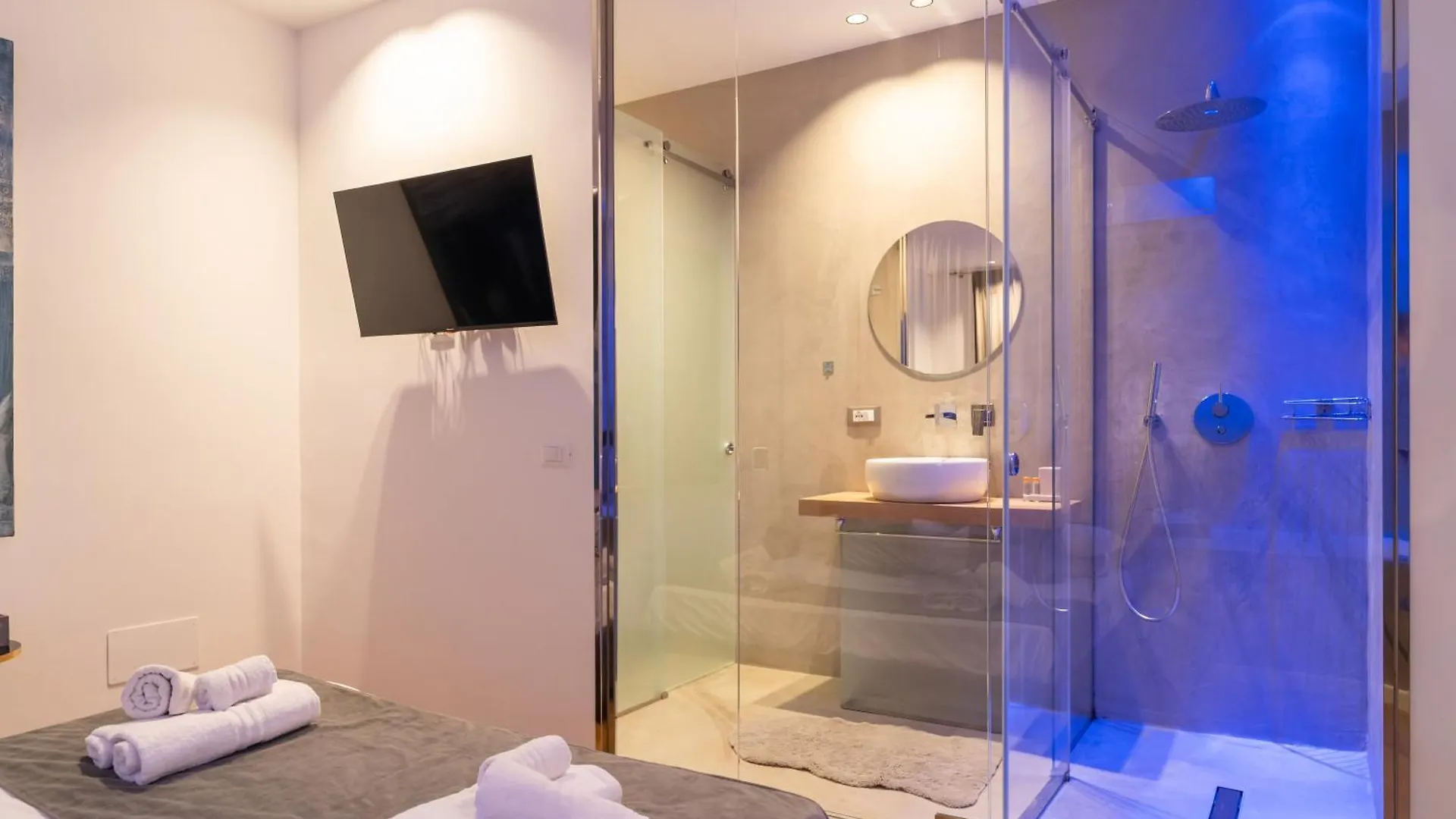 Four Luxury Suite Palermo
