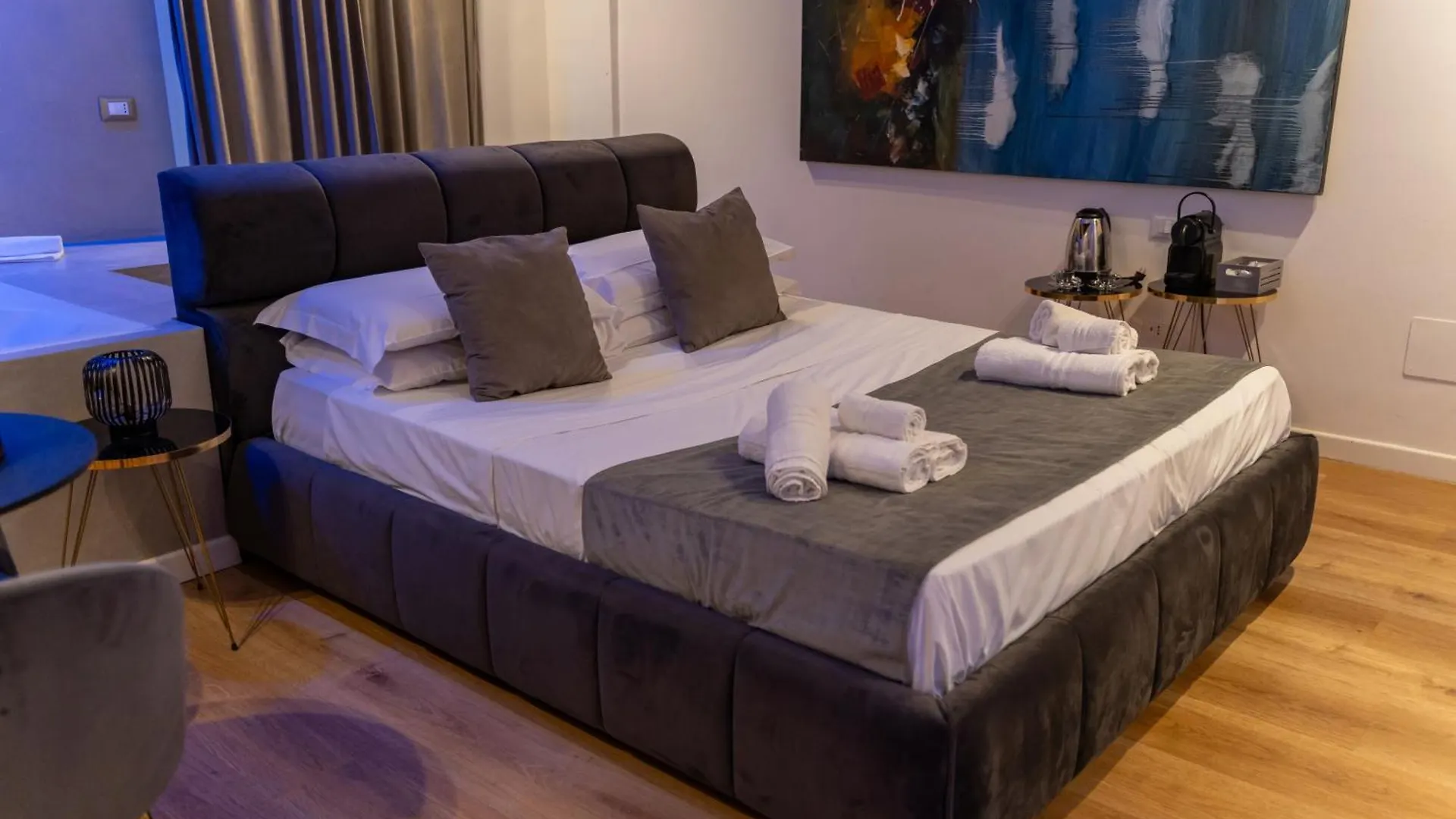 Four Luxury Suite Palermo